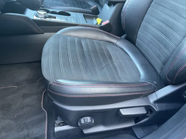 Ford Kuga 2.5 PHEV ST-Line X 2020 Hybride Benzine 11