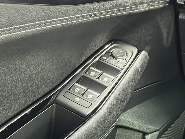 Renault Austral 1.2 TCe 160 X-tronic techno 2025 Benzine 14