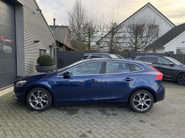 Volvo V40 Cross Country 2.0 D3 Momentum 2015 Diesel 7