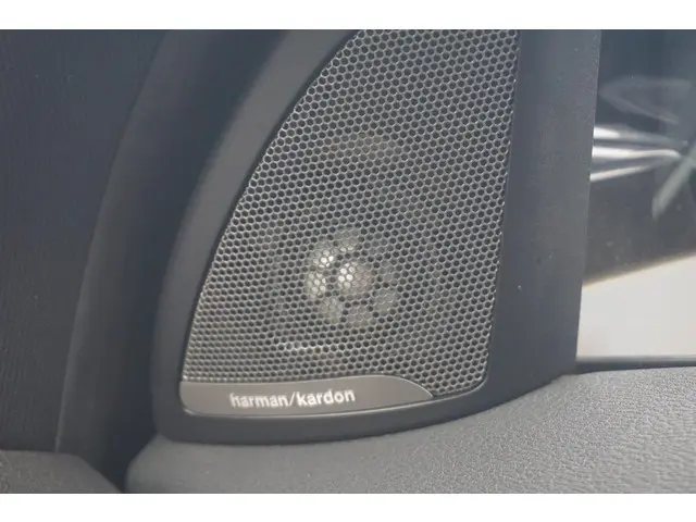 BMW X1 xDrive25e 2021 Hybride Benzine 16