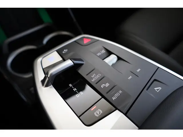 BMW iX1 xDrive30 2024 Elektrisch 22