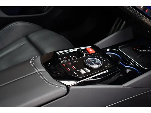 BMW M5 Touring 2025 Hybride Benzine 82