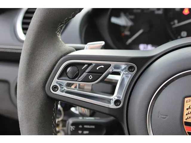 Porsche 718 Spyder 4.0 2023 Benzine 29