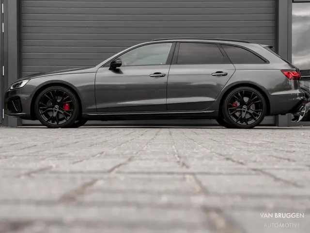 Audi A4 Avant 45 TFSI Quattro S-Line 2020 Benzine 12