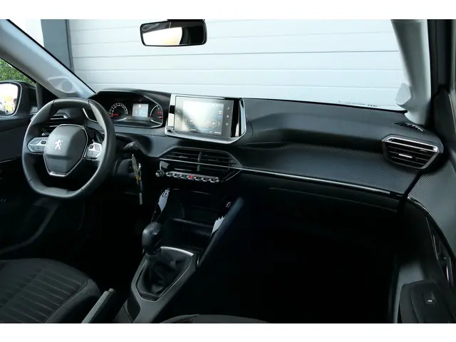 Peugeot 208 1.2 PureTech Active Pack 2022 Benzine 16