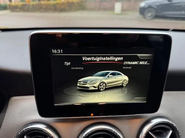 Mercedes-Benz CLA 180/AUTOMAAT/NAV/XEN/LED/HLEER 2017 Benzine 17