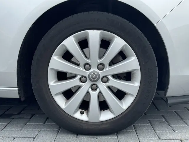 Opel Zafira Tourer 1.4 Design Edition 7p. 2014 Benzine 9