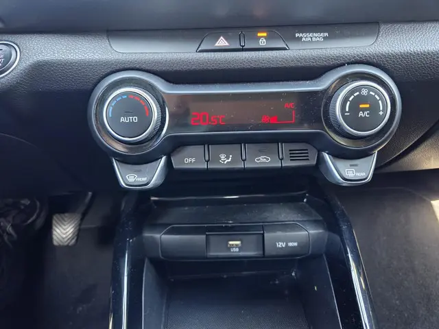 Kia Stonic 1.0 T-GDi MHEV DynamicPlusLine 2022 Benzine 17
