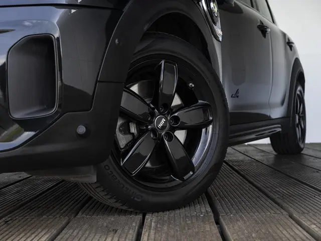 MINI Countryman SE ALL4 2022 Hybride Benzine 15