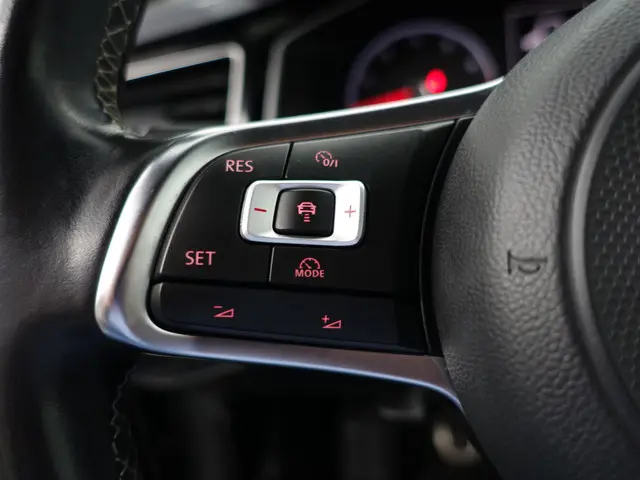 Volkswagen Polo 1.0 TSI R Line+ 2020 Benzine 16