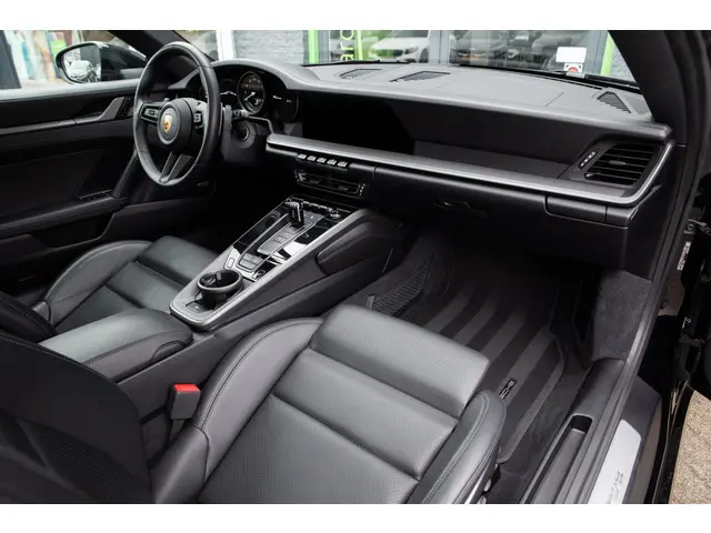 Porsche 911 3.0 Carrera 2020 Benzine 19