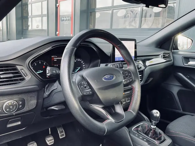 Ford Focus 1.0 ECOBOOST ST LINE BUSINESS 2020 Benzine 14