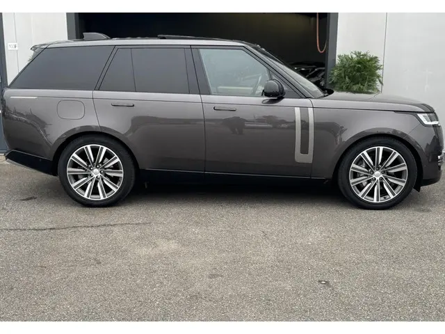 Land Rover Range Rover 3.0 D350 SV MHEV 2022 Diesel 4
