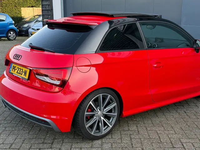 Audi A1 1.4 TFSI CoD Sport S line Edition 2017 Benzine 7