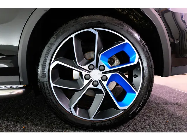 Lynk & Co 01 1.5 2022 Hybride Benzine 35