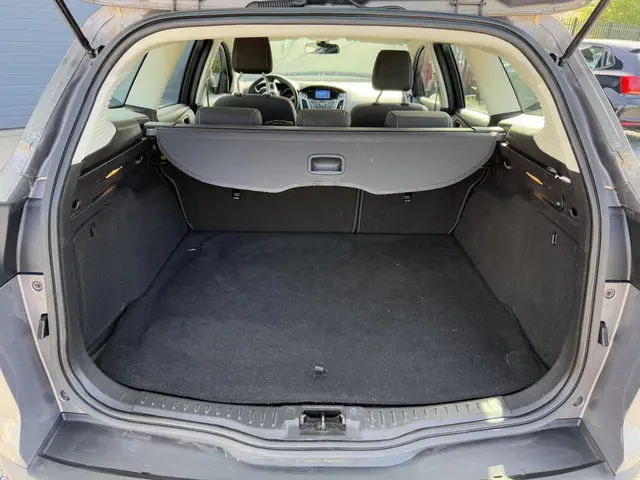 Ford Focus Wagon 1.0 EcoBoost Edition 2014 Benzine 24