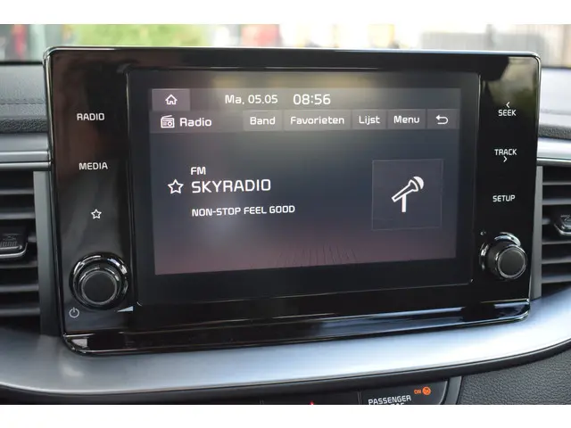 Kia Ceed 1.0 T-GDi DynamicLine X-Tra 2022 Benzine 16