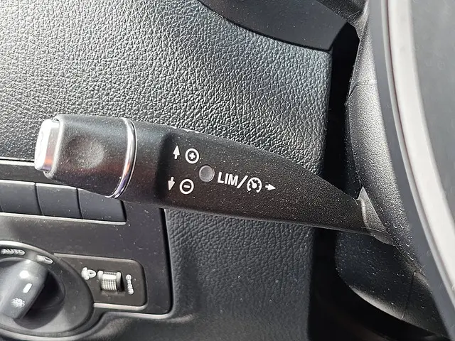 Mercedes-Benz Vito 116 CDI TOURER 2023 Diesel 13