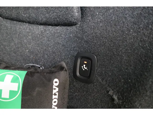 Volvo XC40 T4 Momentum Pro 2019 Benzine 31