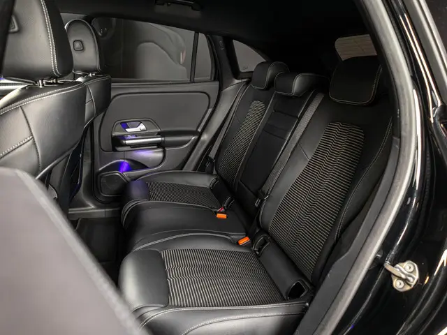 Mercedes-Benz EQA 250 67 kWh 2021 Elektrisch 8