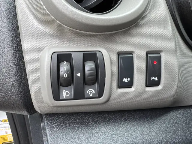 Nissan NV300 * L2H1 * Airco * Trekhaak * Imperiaal * 2019 Diesel 41