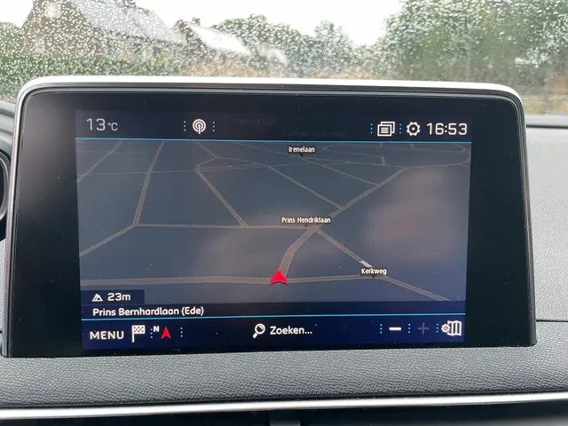 Peugeot 3008 1.2 PureTech Allure Automaat 2018 Benzine 13