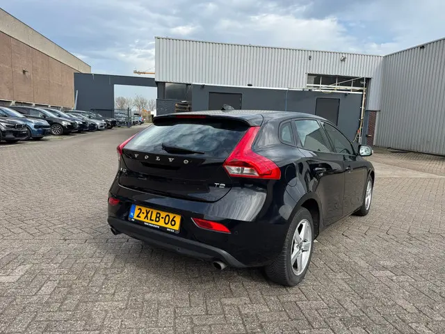 Volvo V40 1.6 T2 2014 Benzine 15