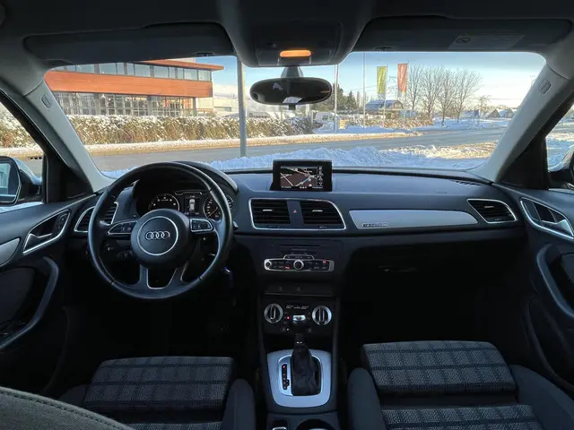 Audi Q3 2.0 TFSI quattro Pro Line 2013 Benzine 6