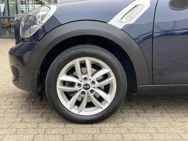 MINI Countryman 1.6 One Knockout Edition 2014 Benzine 40