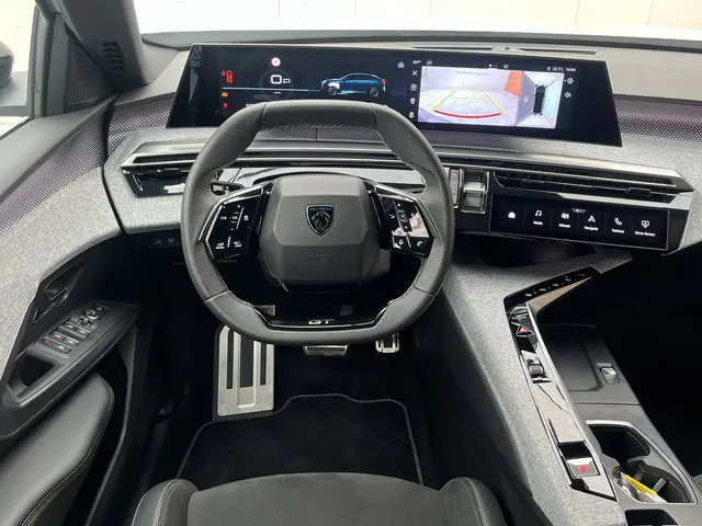 Peugeot 3008 Hybrid 136 GT 2024 Hybride Benzine 10