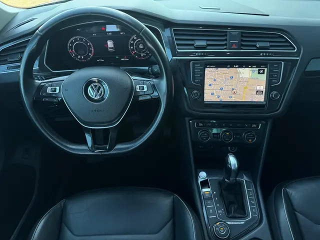 Volkswagen Tiguan 2.0 TSI 4Motion Highline 2016 Benzine 19