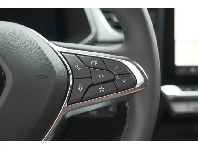 Renault Captur TCe 90 Techno 2025 Benzine 44