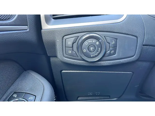 Ford S-Max 2.5 Hybride Connected 2022 Hybride Benzine 18