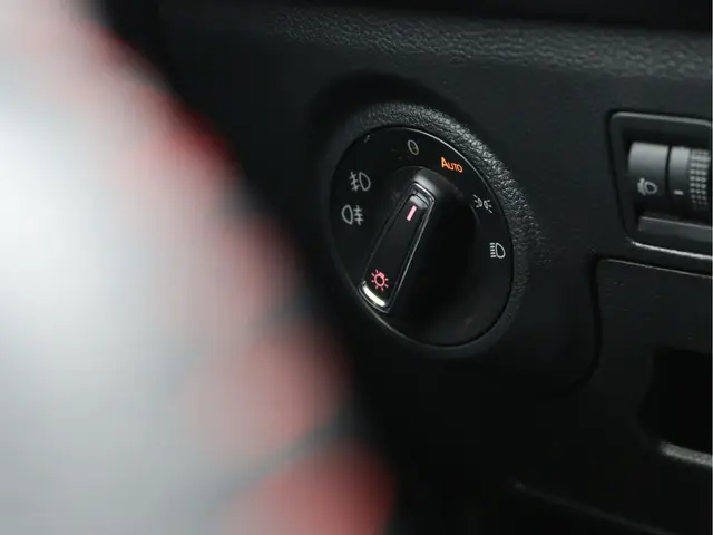 SEAT Ibiza 1.0 TSI FR Business Intense 2019 Benzine 30