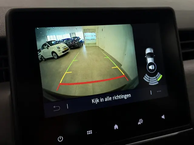 Renault Clio 1.0 TCe 90 Evolution 2024 Benzine 12