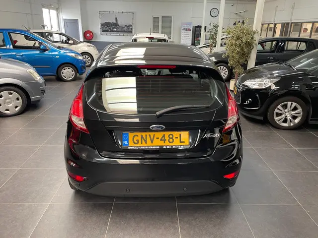 Ford Fiesta 1.0 Style 2015 Benzine 6