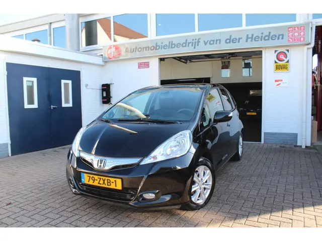 Honda Jazz 1.4 Hybrid Elegance 2013 Hybride Benzine