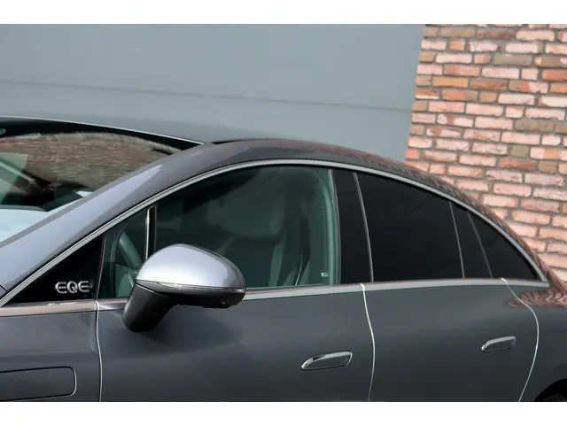 Mercedes-Benz EQE 300 AMG Line 89 kWh | 2024 Elektrisch 19