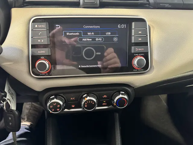 Nissan Micra IG-T 100 N-Connecta 2020 Benzine 24