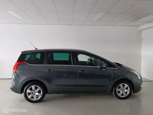 Peugeot 5008 1.6 VTi Blue Lease 7p. 2014 Benzine 6