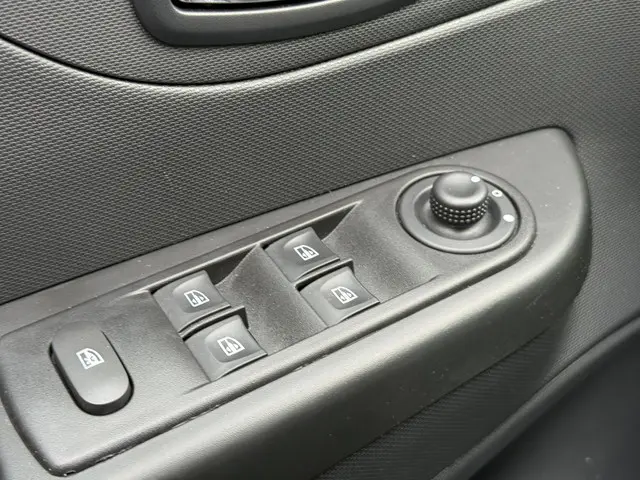 Renault Captur 1.2 TCe Expression 2015 Benzine 9