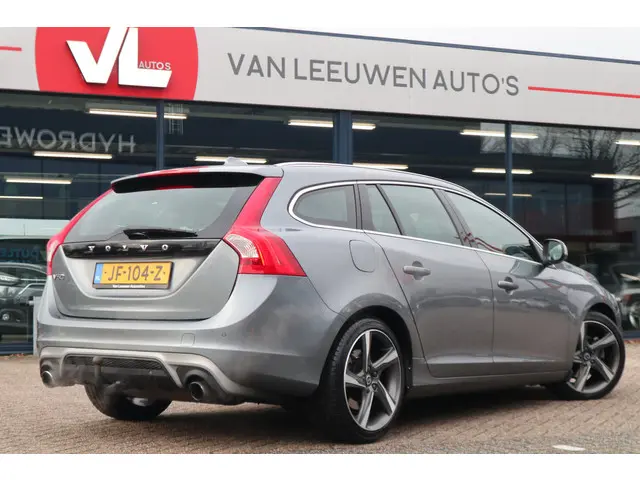 Volvo V60 2