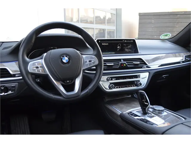 BMW 7 Serie 745e High Executive 2019 Hybride Benzine 16
