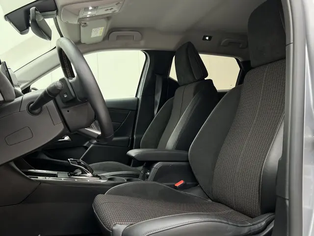 DS DS 3 PureTech 130 EAT8 Performance Line 2024 Benzine 5