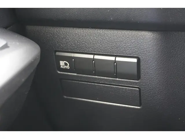 Lexus NX 300h AWD 2018 Hybride Benzine 18