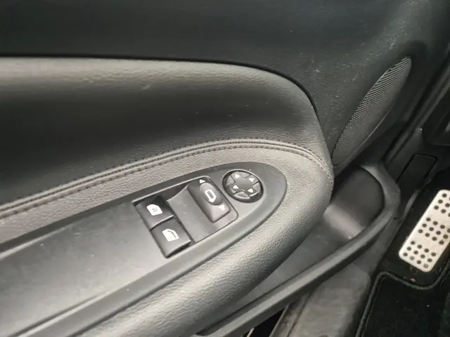Citroën DS3 Cabrio 1.2 VTi So Chic 2014 Benzine 16