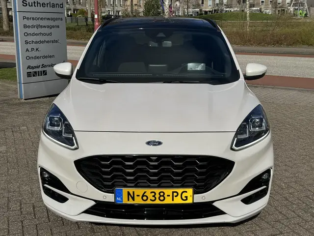 Ford Kuga 2.5 PHEV ST-Line X 2021 Hybride Benzine 2