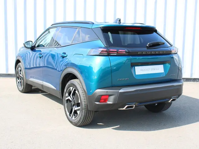 Peugeot 2008 1.2 Hybrid 145 Allure 2025 Hybride Benzine 5