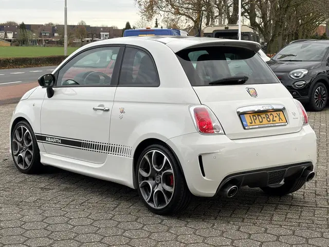 Fiat 500 1.4-16V Abarth 2013 Benzine 7
