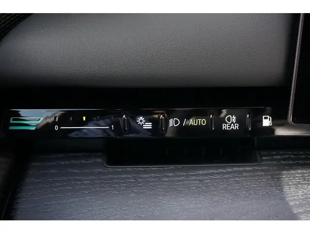 BMW 5 Serie Touring 530e 2025 Hybride Benzine 36